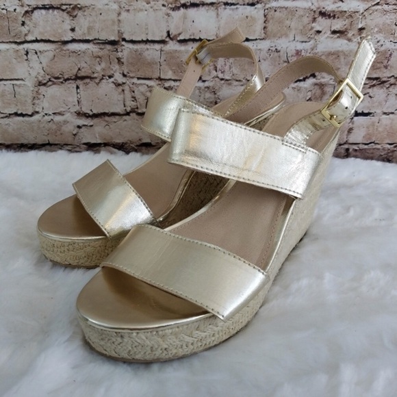 🎂Montego Bay Club Champagne Gold Espadrille Wedge - 9 - Picture 1 of 7